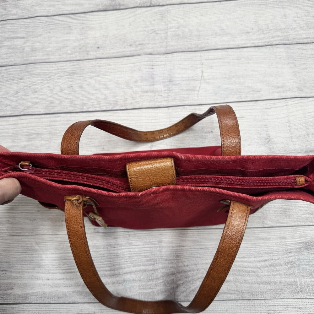 Fossil Red Canvas‎ Tote Bag Purse Brown Leather Accents Straps Key - Picture 6 of 10